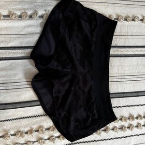 Lululemon Speed Up Shorts 2.5”